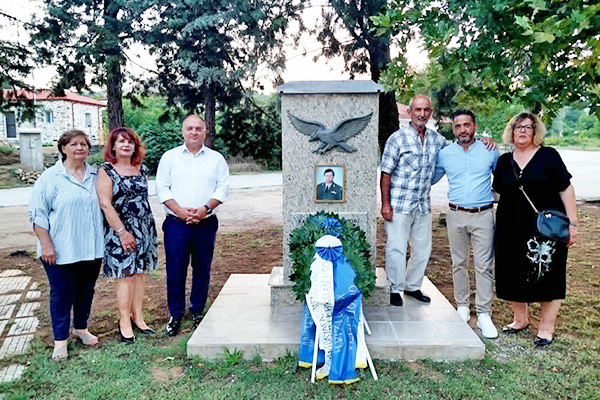 1_ΕΚΔΗΛΩΣΗ_ΜΝΗΜΗΣ_ΓΙΑ_ΤΟΝ_ΙΩΑΝΝΗ_ΙΓΝΑΤΙΑΔΗ_ΚΑΙ_ΤΟΝ_ΒΑΣΙΛΗ_ΧΑΜΙΖΙΔΗ_ΣΤΗ_ΒΑΘΗ_4φβ.jpg