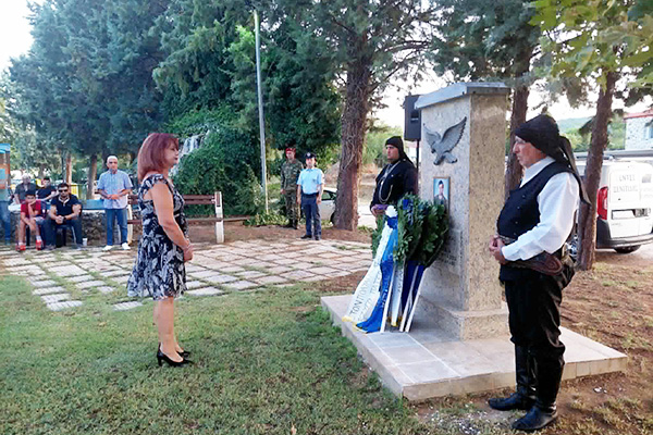 1_ΕΚΔΗΛΩΣΗ_ΜΝΗΜΗΣ_ΓΙΑ_ΤΟΝ_ΙΩΑΝΝΗ_ΙΓΝΑΤΙΑΔΗ_ΚΑΙ_ΤΟΝ_ΒΑΣΙΛΗ_ΧΑΜΙΖΙΔΗ_ΣΤΗ_ΒΑΘΗ_5.9.2jpgΦΒ.jpg
