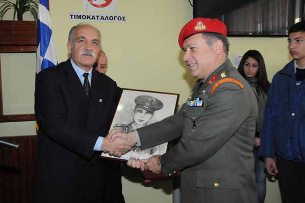 efedroi-axiomatikoi-2013