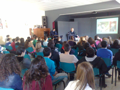 astynomia-endosxolikh-via