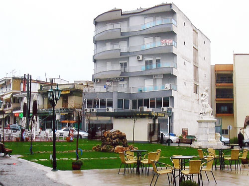 axioupolh-plateia-eleutherias