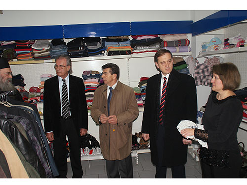 egkainia-koinonikou-pantopoleioy polykastro