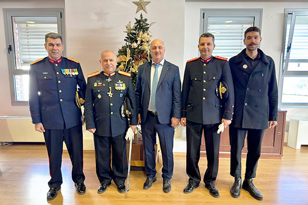 ddc2fb6f e31a 4083 86ca f69fbdfbddcd.jpgφβ