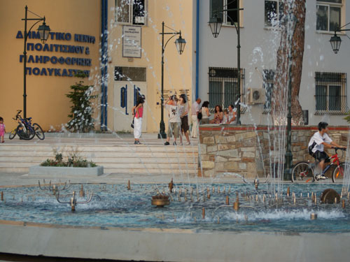 politistiko-kentro-polykastrou