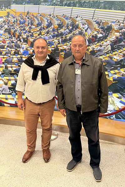 ΕΠΙΣΚΕΨΗ_ΔΗΜΑΡΧΟΥ_ΚΙΛΚΙΣ_ΚΑΙ_ΠΡΟΕΔΡΟΥ_Δ.Σ._ΣΤΙΣ_ΒΡΥΞΕΛΛΕΣ_2φβ.jpg