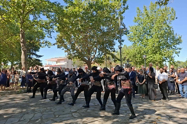 ΤΡΙΕΤΕΣ_ΜΝΗΜΟΣΥΝΟ_ΑΝΤΙΠΤΕΡΑΡΧΟΥ_ΠΕΡΙΚΛΗ_ΣΤΕΦΑΝΙΔΗ_4.jpgΦΒ.jpg