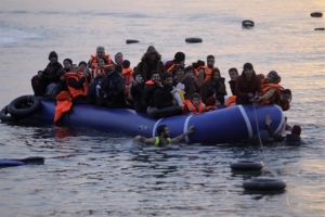 Από Κέρκυρα ξεκίνησε η λέμβος που μετέφερε 22 πρόσφυγες στην Ιταλία