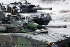 SIPRI: Ανεξερεύνητη αύξηση στρατιωτικών δαπανών παγκοσμίως, η μεγαλύτερη από το τέλος του Ψυχρού Πολέμου