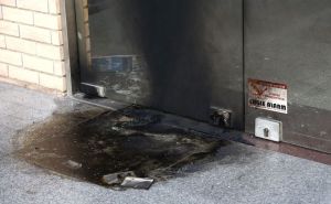 Θεσσαλονίκη: Επίθεση με 6 γκαζάκια σε κτήριο, όπου στεγαζόταν η ΣΤ’ ΔΟΥ