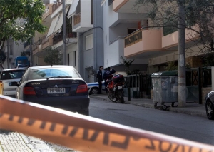 Εξετάζεται από πυροτεχνουργούς σακίδιο στην Σόλωνος