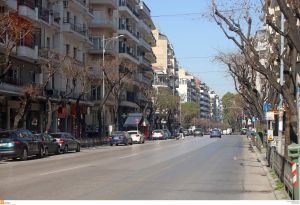 Θεσσαλονίκη: Άρχισε η αντικατάσταση των άρρωστων και επικίνδυνων δέντρων της οδού Τσιμισκή