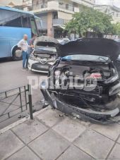 Θεσσαλονίκη: Τροχαίο ατύχημα με τραυματίες στον Εύοσμο (pics)