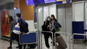 Κορωνοϊός: Καραντίνα 14 ημερών για ταξιδιώτες από εξωτερικό μέχρι τέλος Μαίου
