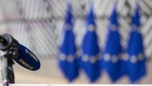 FT: Ευρωπαϊκό σχέδιο για την ανασύσταση των ευρωαμερικανικών σχέσεων στη μετα-Τραμπ εποχή
