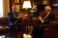 Προσφυγικό-τρομοκρατία στη συνάντηση Παυλόπουλου-λιβανέζου πρόεδρου