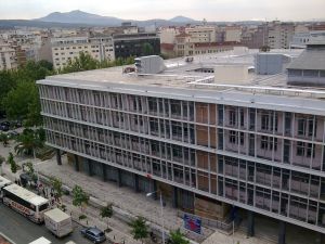 Θεσσαλονίκη: «Τρύπια» τα μετρά ασφάλειας στα δικαστήρια – Πριν δέκα ημέρες είχε φτάσει ο φάκελος-βόμβα
