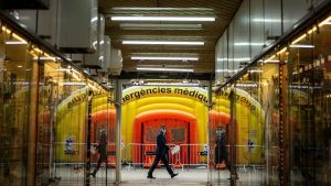 Ισπανία: Επαναφέρει περιοριστικά μέτρα η Καταλονία