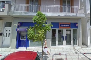 Η Eurobank στέλνει τους πελάτες της στα ΑΤΜ και στα… ΕΛΤΑ Πολυκάστρου