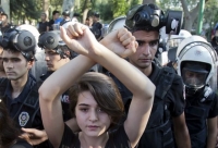 Απαγόρευση διαδηλώσεων στην τρίτη επέτειο εξέγερσης της Ταξίμ