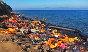 Πλοία MKO διασώζουν εκατοντάδες ανθρώπους καθημερινά στη Μεσόγειο