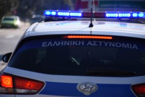 Ο 30χρονος μετέφερε με Ι.Χ.Ε. αυτοκίνητο 2 αλλοδαπούς