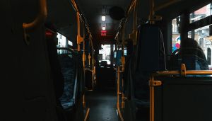 Θεσσαλονίκη: «Πάγωσαν» οι επιβάτες – 29χρονος αυνανίστηκε μέσα σε λεωφορείο