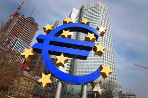 Επιτόκια: Δεδομένη η αύξησή τους τον Ιούλιο και αναμονή για τον Σεπτέμβριο