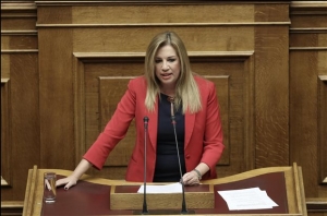 Η Γεννηματά καταγγέλει απόπειρα ελέγχου Δικαιοσύνης από κυβέρνηση