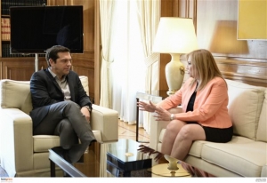 Γεννηματά: Ο Τσίπρας πετώντας στα σύννεφα, μας είπε πάλι λόγια του αέρα