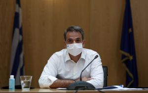 Ο “φόβος της ασθένειας” ο μεγαλύτερος αντίπαλος του Μητσοτάκη
