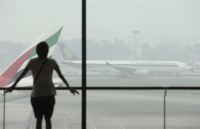 Ινδονησία: Χάθηκε από τα ραντάρ αεροσκάφος με δέκα επιβαίνοντες