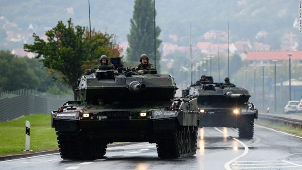 Γερμανία: H πλειοψηφία τάσσεται υπέρ της παράδοσης των Leopard 2 στην Ουκρανία