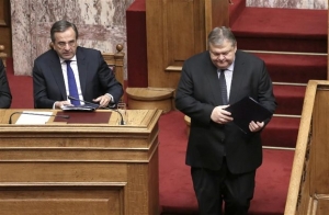 Βουλή: Πήρε την ψήφο εμπιστοσύνης η κυβέρνηση Σαμαρά - Τα διλήμματα της σύγκρουσης