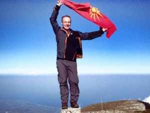 ΟΝΝΕΔ: Οι ανιστόρητοι καπηλευτές κάνουν ζημιά στον εαυτό τους