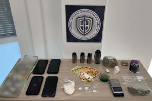 Έπιασαν στα πράσα υπαξιωματικό της Πυροσβεστικής και πρώην αστυνομικό για διακίνηση ναρκωτικών