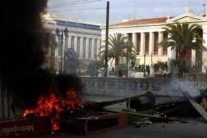 «Να μη συμβιβαστούμε με την παρακμή, τον φόβο και την αδράνεια»