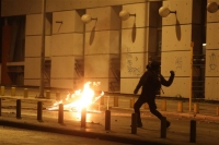 Η ΕΛ.ΑΣ αναμένει κείμενο των αναρχικών για τις μολότοφ στην Ομόνοια
