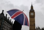 Βρετανία: Τι δείχνουν οι δημοσκοπήσεις έναν μήνα πριν τη κάλπη