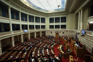 Βουλή: Σκληρή αντιπαράθεση για την Προανακριτική για την υπόθεση Novartis
