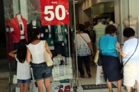 Προσφυγή στο ΣτΕ για το κυριακάτικο άνοιγμα των καταστημάτων