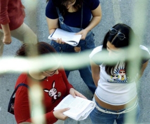 Επιστρέφονται τα προ της 23ης Ιουλίου εκδοθέντα απολυτήρια λυκείου