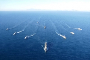 Με 11 πλοία η Ελλάδα στην ΝΑΤΟϊκή αποστολή για τις προσφυγικές ροές