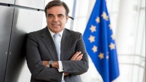 ΕΕ: Μ.Σχοινάς: «Η Ευρώπη θα προωθήσει την ποικιλομορφία με πλήρη σεβασμό της ελευθερίας της θρησκείας και των πεποιθήσεων για όλους»