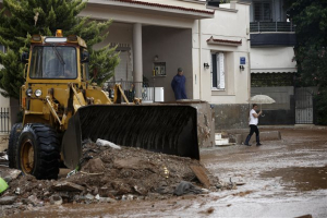 Περιφέρεια: Η κλιματική αλλαγή υπεύθυνη για τις πλημμύρες στη Μάνδρα