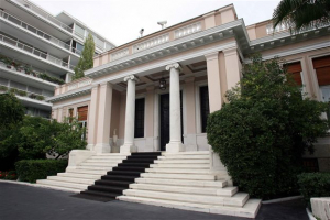 Μαξίμου: Ο κ. Μητσοτάκης συμπεριφέρεται σαν κακομαθημένο παιδί