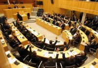 Ακιντζί και Αγκυρα αντιδρούν στην απόφαση της κυπριακής Βουλής για το Ενωτικό Δημοψήφισμα