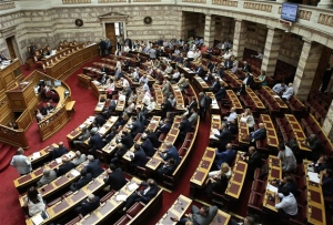 Αίρεται η ασυλία Λαγού και Μίχου, «όχι» στην άρση ασυλίας Καμμένου