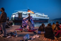 Χυμοί και κρουασάν από την ΕΥΔΑΠ για τους πρόσφυγες στο Γαλάτσι