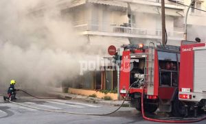 ΤΩΡΑ – Καλαμαριά: Μεγάλη φωτιά σε εστιατόριο στην Αρετσού – Δείτε το βίντεο