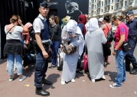 Κάννες: Συνελήφθησαν 10 γυναίκες που θα έκαναν μπάνιο με μπουρκίνι